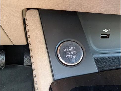 Used 2023 Audi A4 2.0T Premium Plus image 16