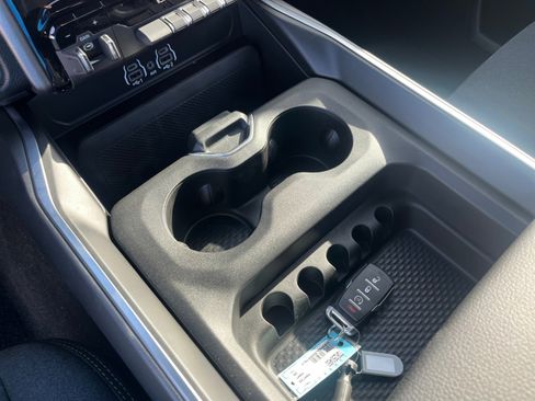 New 2025 RAM 2500 Big Horn image 32