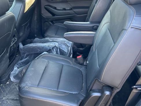 Used 2019 Chevrolet Traverse Premier w/ LPO, 'HIT The Road' Package image 15