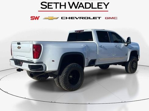 New 2026 Chevrolet Silverado 3500 High Country w/ High Country Premium Package image 7