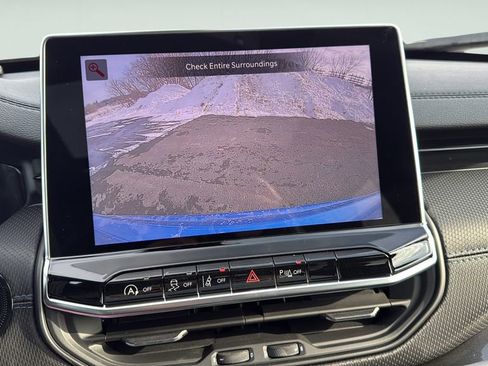 New 2026 Jeep Compass Limited w/ Sun, Sound & Navigation Group AWD/4WD image 26