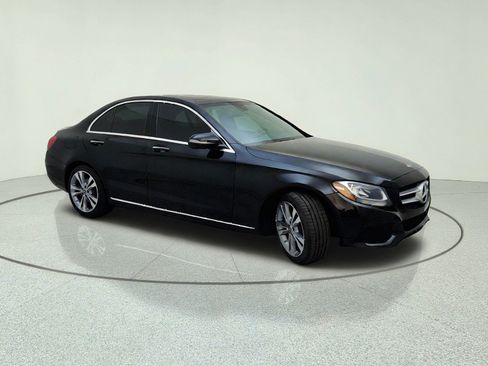 Used 2018 Mercedes-Benz C 300 Sedan image 5