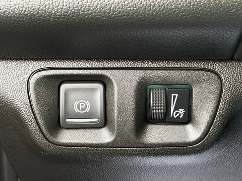 Used 2019 GMC Acadia SLE w/ LPO, Floor Liner Package FWD image 15