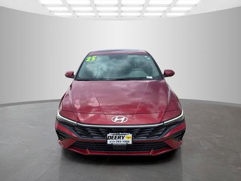 Used 2025 Hyundai Elantra SEL FWD image 5