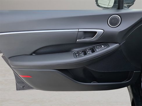 Certified 2025 Hyundai Sonata SEL image 17