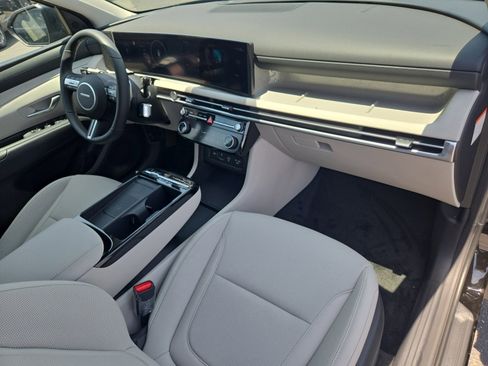 New 2025 Hyundai Tucson SEL image 21