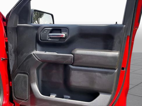 Used 2022 Chevrolet Silverado 1500 Custom AWD/4WD image 22