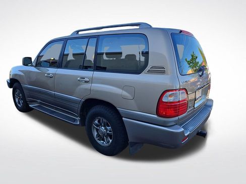 Used 2001 Lexus LX 470 4WD image 3