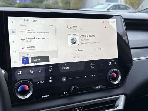 Used 2026 Lexus RX 350 Premium w/ Accessory Package (Z1) image 23