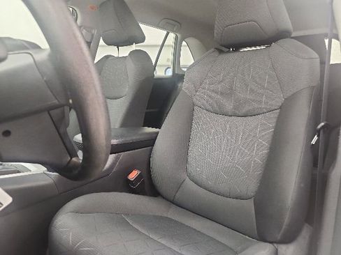 Certified 2025 Toyota RAV4 XLE FWD image 13