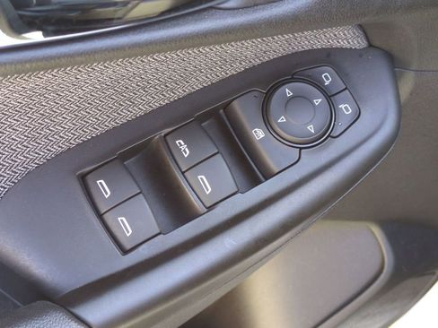 Used 2025 Chevrolet TrailBlazer LT FWD image 13