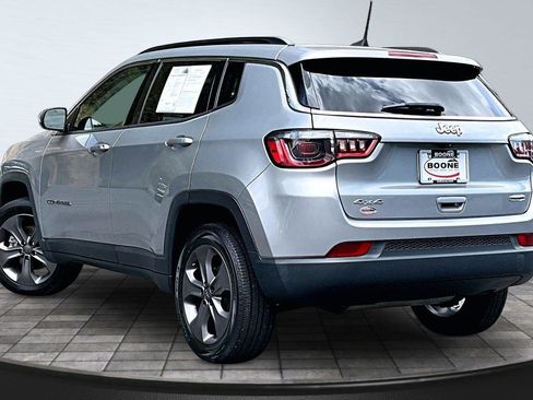 Certified 2022 Jeep Compass Latitude AWD/4WD image 3