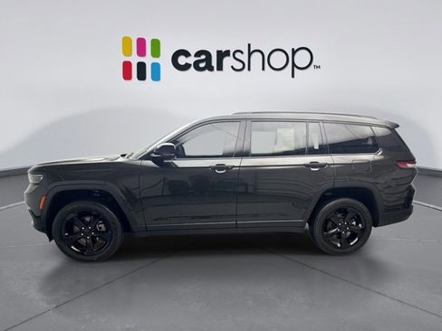 Used 2023 Jeep Grand Cherokee L Limited w/ Black Appearance Package AWD/4WD image 2