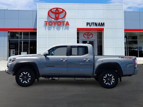 Used 2021 Toyota Tacoma TRD Off-Road w/ TRD Premium Off Road Package AWD/4WD image 7