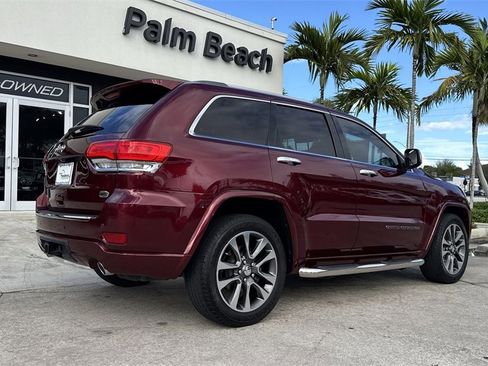 Used 2017 Jeep Grand Cherokee Overland image 25