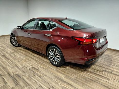 Used 2025 Nissan Altima 2.5 SV image 19