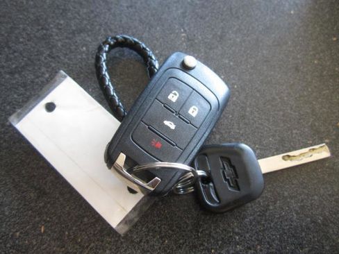 Used 2015 Chevrolet Camaro LT RWD image 34