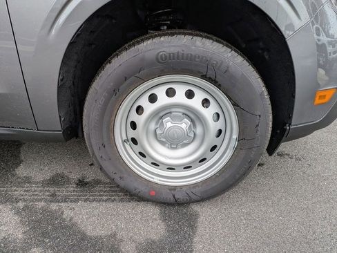 New 2025 Ford Maverick XL image 11