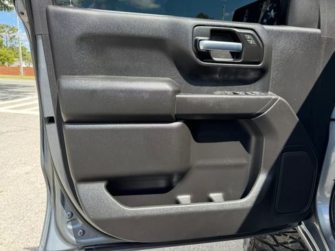 Used 2020 Chevrolet Silverado 1500 Custom Trail Boss w/ Custom Convenience Package image 22