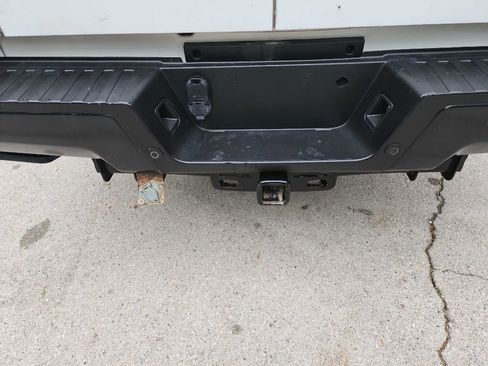 Used 2018 Ford F250 XL w/ Power Equipment Group RWD image 8