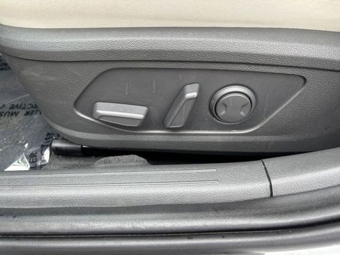 Used 2025 Hyundai Sonata SEL FWD image 23