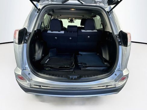 Used 2017 Toyota RAV4 XLE FWD image 29