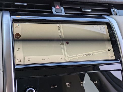 Used 2023 Land Rover Discovery Sport S image 25