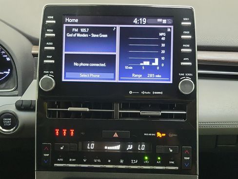 Used 2022 Toyota Avalon XLE w/ Moonroof Package FWD image 26