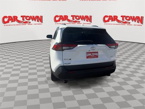 Used 2024 Toyota RAV4 XLE image 7
