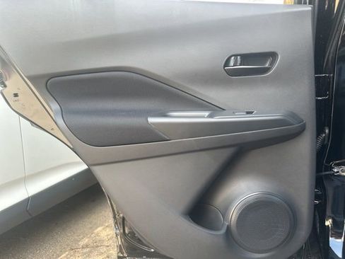 New 2025 Nissan Kicks Play S image 22