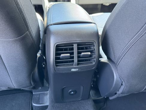 Certified 2025 Ford Escape Active AWD/4WD image 22