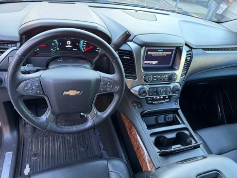 Used 2018 Chevrolet Tahoe Premier w/ RST 6.2L Performance Edition AWD/4WD image 14