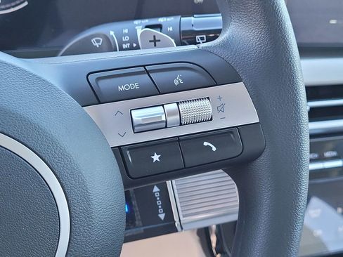 New 2026 Hyundai Tucson SEL image 17