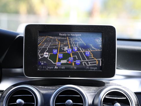 Used 2016 Mercedes-Benz C 300 Sedan image 34