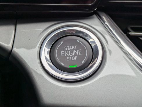 New 2025 Chevrolet Trax LT w/ Driver Confidence Package image 21