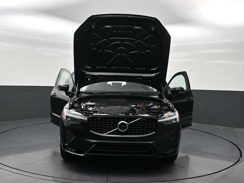 Used 2024 Volvo XC60 B5 Plus w/ Protection Package Premier AWD/4WD image 35