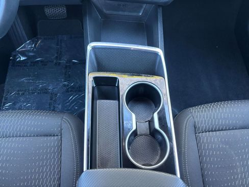 Used 2025 Chevrolet Equinox LT image 38