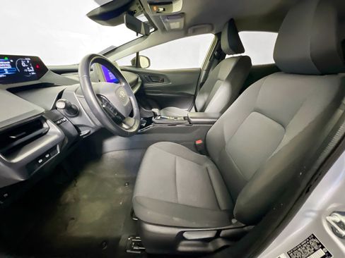 Used 2023 Toyota Prius LE FWD image 14