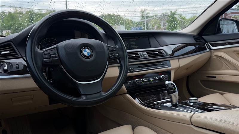 Used 2011 BMW 535i Sedan RWD image 25