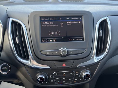 Used 2020 Chevrolet Equinox LT AWD/4WD image 25