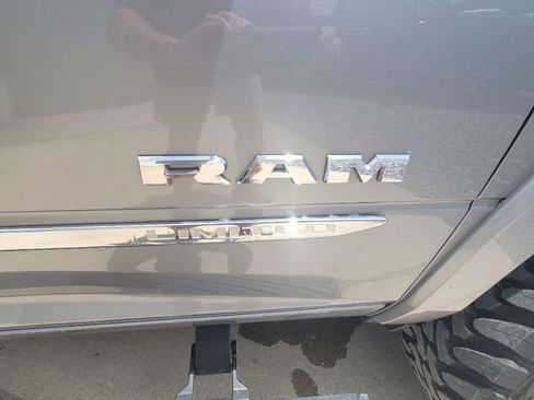 Used 2022 RAM 2500 Limited AWD/4WD image 20
