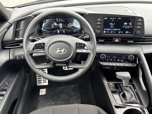 New 2026 Hyundai Elantra SEL Sport Premium FWD image 22