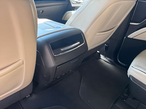 Used 2021 Cadillac Escalade Sport w/ Driver Assist Tech Package AWD/4WD image 16
