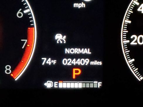 Certified 2025 Honda Pilot EX-L image 15