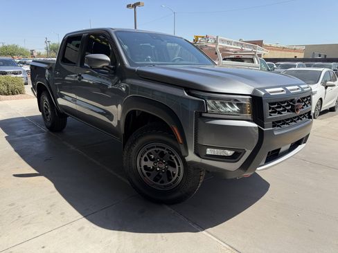 Used 2025 Nissan Frontier PRO-4X w/ Pro Premium Package AWD/4WD image 6