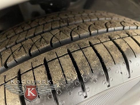 Used 2025 Subaru Legacy Premium image 8