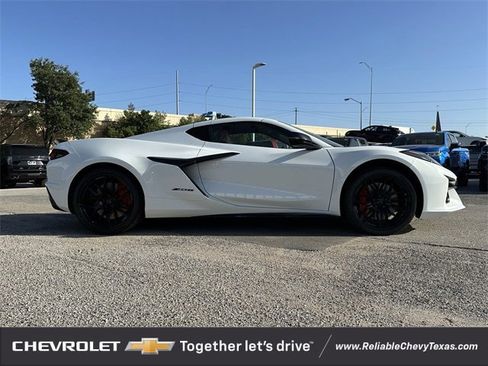 New 2025 Chevrolet Corvette Z06 image 3