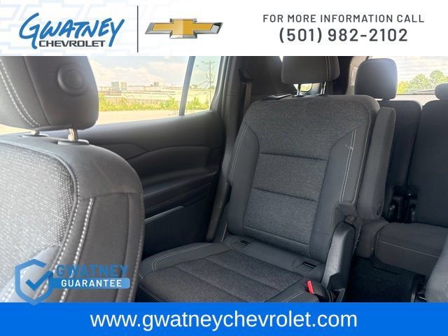 Used 2024 Chevrolet Traverse LT FWD image 22