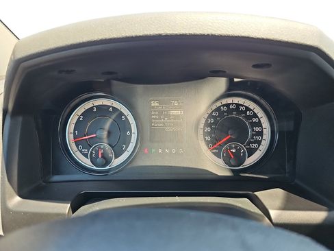 Used 2019 RAM 1500 Tradesman w/ Tradesman SXT Package AWD/4WD image 16