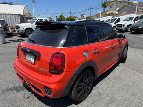 Used 2019 MINI Cooper S FWD image 2